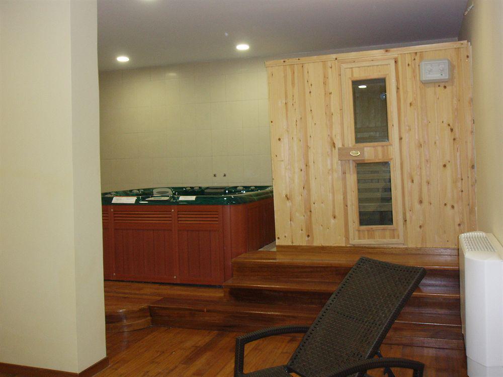 Efplias Hotel Apartments Piraeus Fasilitas foto